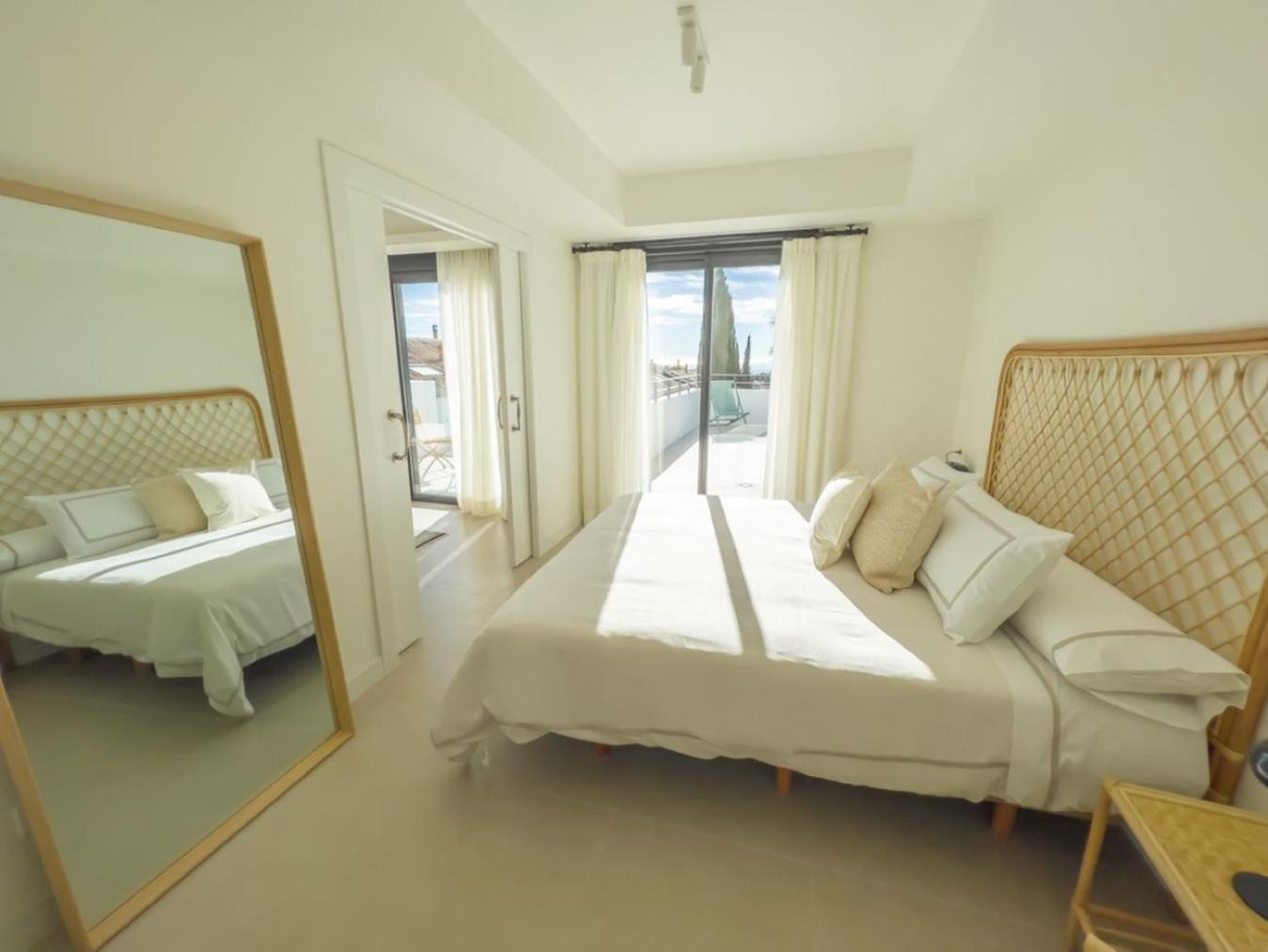 Penthouse On The Golden Mile Marbella Exterior photo