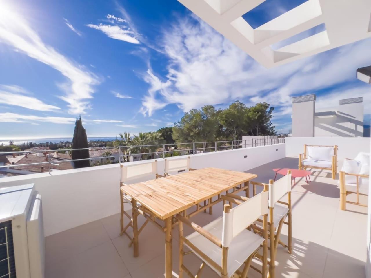 Penthouse On The Golden Mile Marbella Exterior photo
